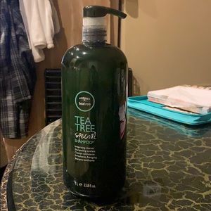 Tea tree oil shampoo